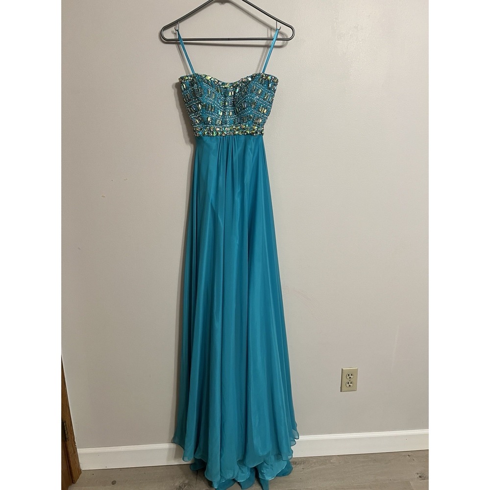Mori Lee Dress Madeline Gardner Gown Strapless Size 7/8 Blue Sequin Sparkle GLAM